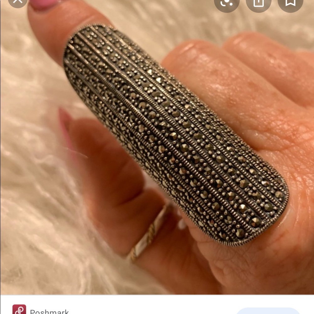 ISO this ring !!